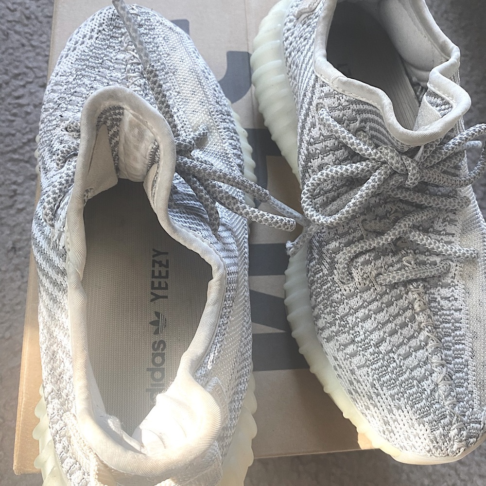Yeezy boost 350 V2